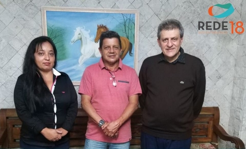 Cléber Múcio apresenta pré-candidata a vice-prefeita