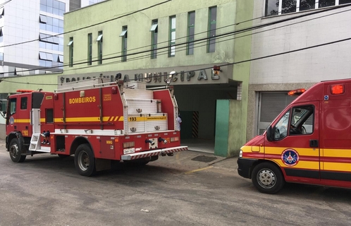 Princípio de incêndio atinge policlínica de Lafaiete