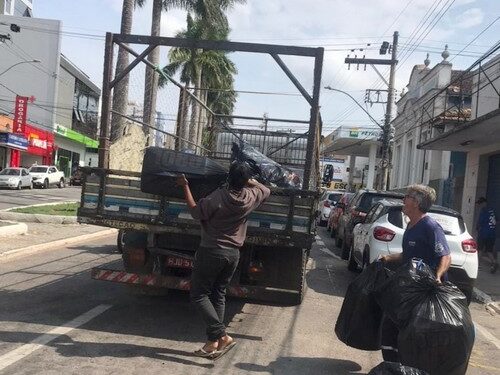 Dr. Marco Antônio doa sobras de campanha para reciclagem