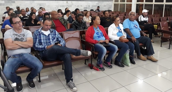 Vereadores aconselham servidores a acionar a Justiça para receber diretos trabalhistas da prefeitura de Lafaiete