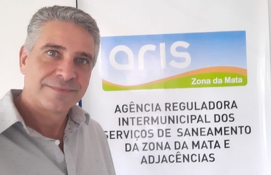 Mulher morre em acidente. Ex-prefeito fica ferido