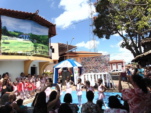 Queluzito vive domingo cultural