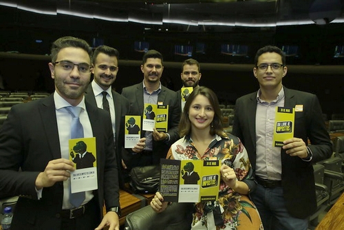 CNDL e CDL Jovem participam de sessão no Congresso Nacional pelo dia livre de impostos
