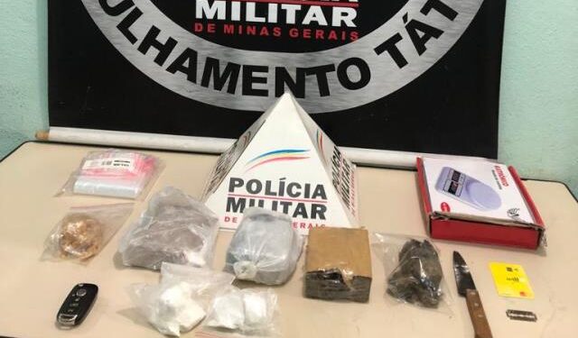 Polícia apreende carro clonado e prende condutor por suspeita de tráfico