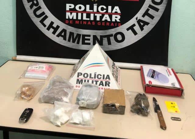 Polícia apreende carro clonado e prende condutor por suspeita de tráfico