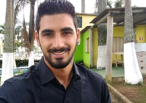 Rapaz sofre acidente com moto e morre em Lafaiete