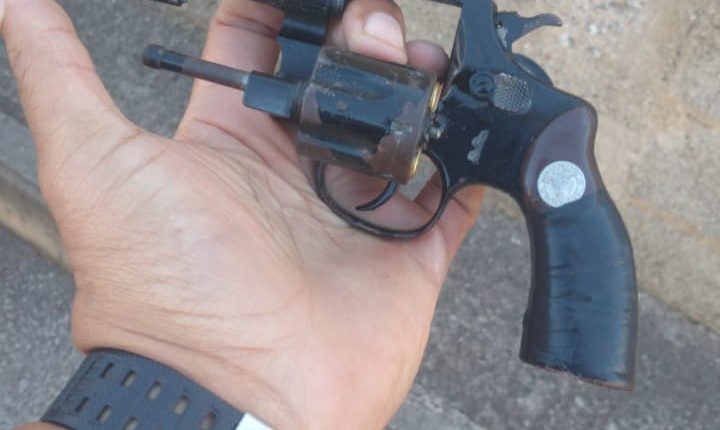 Mototaxista é assassinado ao defender o pai em briga