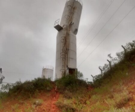 Bombeiros vistoriam reservatório com risco de colapso e Defesa Civil interdita a estrutura