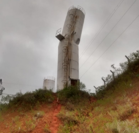 Bombeiros vistoriam reservatório com risco de colapso e Defesa Civil interdita a estrutura