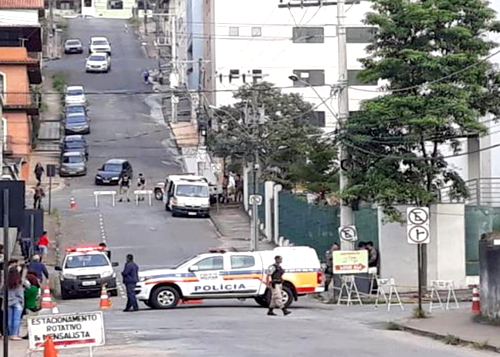 Ação de  proteção da PM ao fórum de Lafaiete em mutirão de julgamento chama a atenção