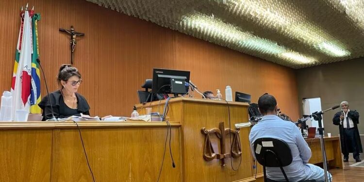 Condenado a mais de 40 anos de prisão, homem que matou a amante gravida e a filha dela
