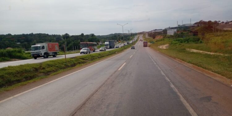 Greve dos caminhoneiros ainda não atinge região de Lafaiete