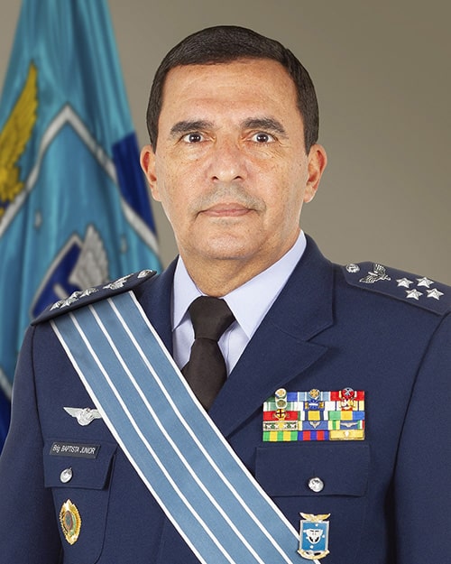 Novo Comandante da Aeronáutica iniciou a carreira na EPCAR