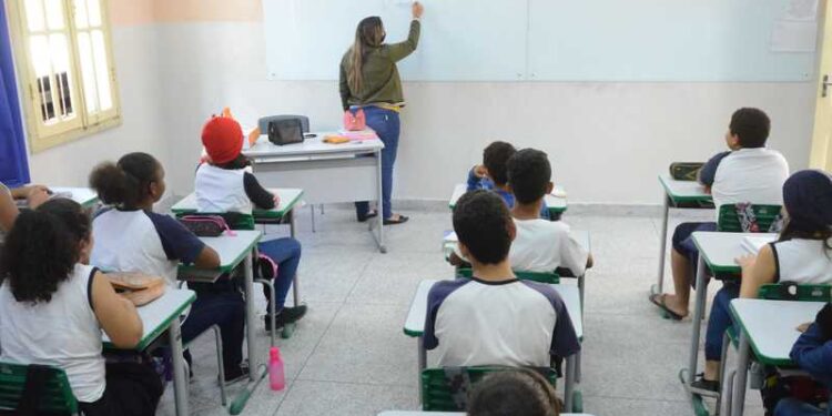 Projeto propõe reforço da segurança em escolas de Lafaiete