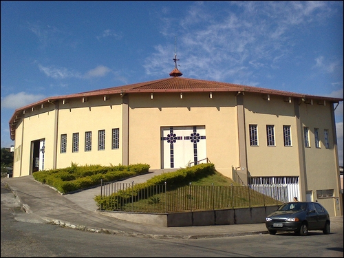 Paróquia de Lourdes celebra sua padroeira