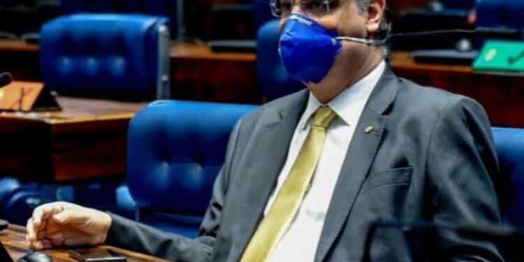 Deputado Lafayette Andrada segue internado para tratamento contra Covid