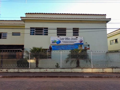 Mais duas idosas de asilo de Piranga recebem alta hospitalar