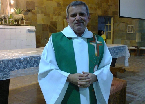 Padre Roberto é desvinculado da Paróquia do Pastor