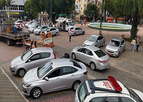 Barbacena implanta rede de proteção a taxistas