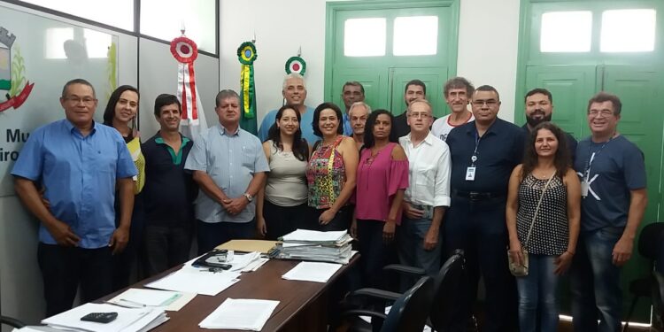 Prefeito recebe Coletivo de Meio Ambiente em Lafaiete