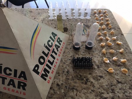 PM aprende droga, mas casal traficante foge