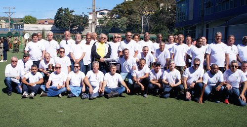 Ex-atiradores do Tiro de Guerra comemoram 40 anos do serviço militar