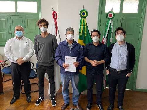 Deputado apresenta plano de trabalho de clínica veterinária popular em Lafaiete