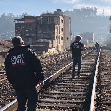 Polícia Civil prende suspeitas de agredir mulher grávida
