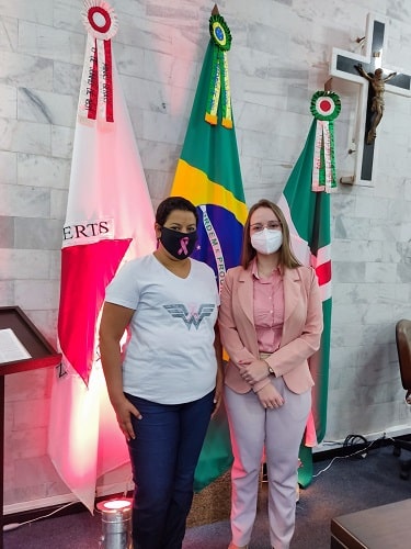 Ato na Câmara de Lafaiete destaca a importância de combate ao câncer de mama