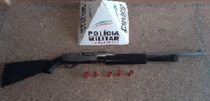 Denúncias anônimas levam à prisão de suspeitos de tráfico e de homem com posse ilegal de arma