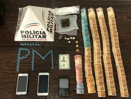 Homem é preso e menor é apreendido suspeitos de tráfico de drogas em Congonhas