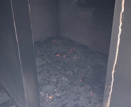 Casa pega fogo em cidade da região