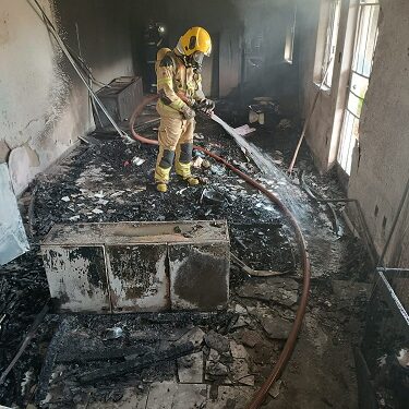Casa pega fogo em Lafaiete
