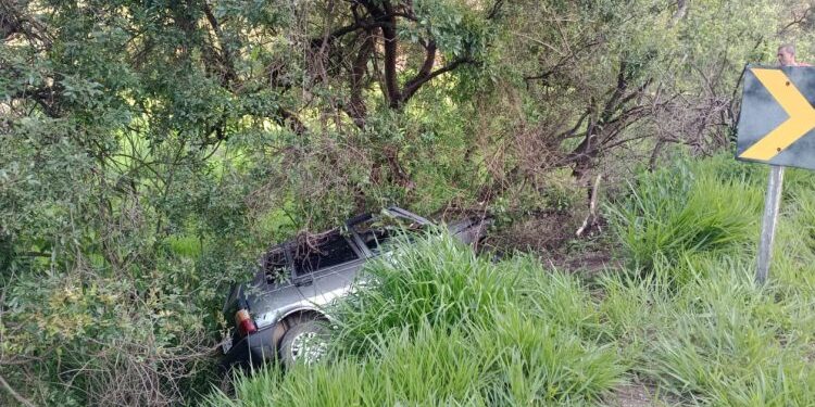 Homem morre e três crianças ficam feridas em acidente