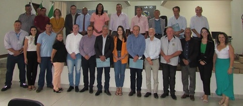 Assembleia da AMALPA discute obras na BR-040, liberdade econômica, educação e saúde