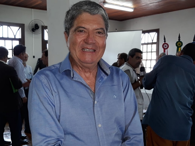 Glaycon Franco cumprimenta prefeito por serviços de saúde de Congonhas