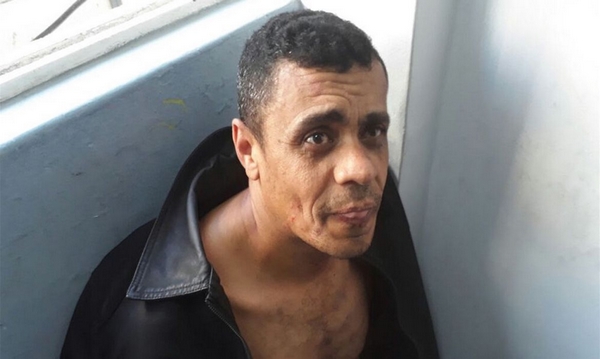 Homem que esfaqueou Bolsonaro será transferido para hospital psiquiátrico de Barbacena