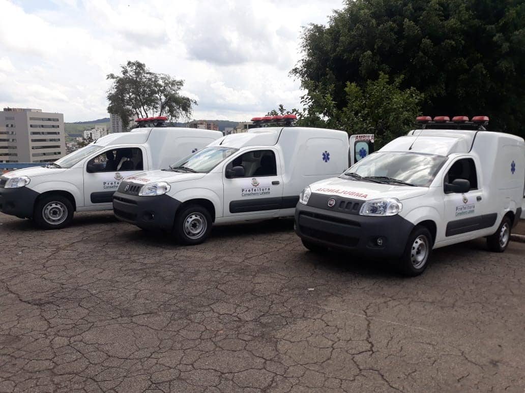 Glaycon Franco faz entrega de três ambulâncias para Conselheiro Lafaiete