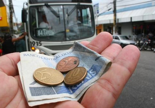 Prefeito quer discussão responsável sobre aumento da tarifa de ônibus