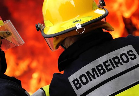 Incêndio em casa em Lafaiete causa danos materiais