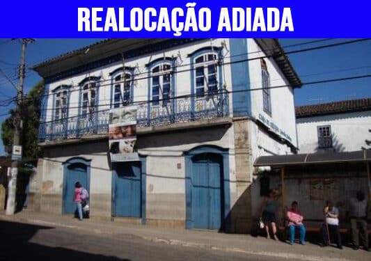 Realocação do ponto de ônibus ao lado da Casa de Cultura é adiada