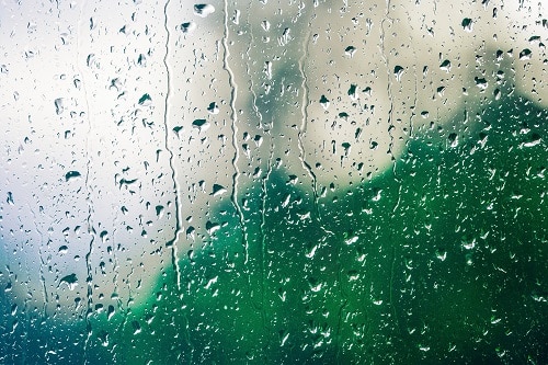 Defesa Civil alerta para pancadas de chuva, raios e rajadas de evento