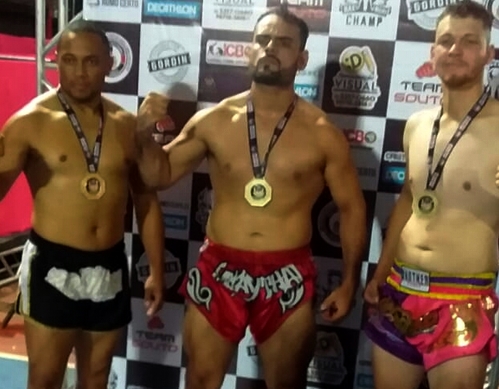 Lafaietenses são campeões no maior evento de Muay Thai de MG