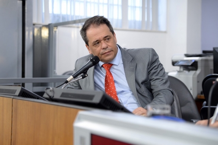 Glaycon Franco discursa sobre saneamento básico