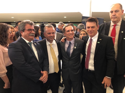 Presidente da CNDL participa da posse do ministro do Desenvolvimento Regional