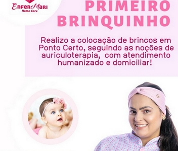 Colocação do primeiro brinquinho do bebê de forma correta e à domicilio