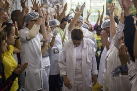 Encontro de fé, caridade e tratamento espiritual em Congonhas