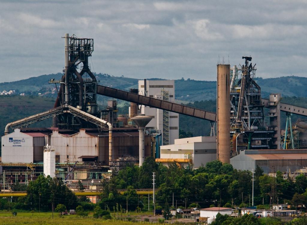 Funcionário da Gerdau morre após ser encontrado desacordado na usina em Ouro Branco