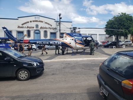 Com pouso em praças, operação policial chama atenção em Lafaiete