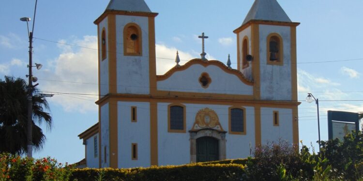 Queluzito recebe o “Domingo nas Villas”